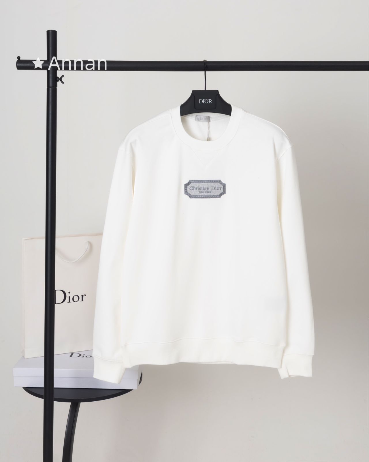 新型 激レア LOEWE　ロエベ Tシャツ　半袖　夏服　トップス 男女兼用