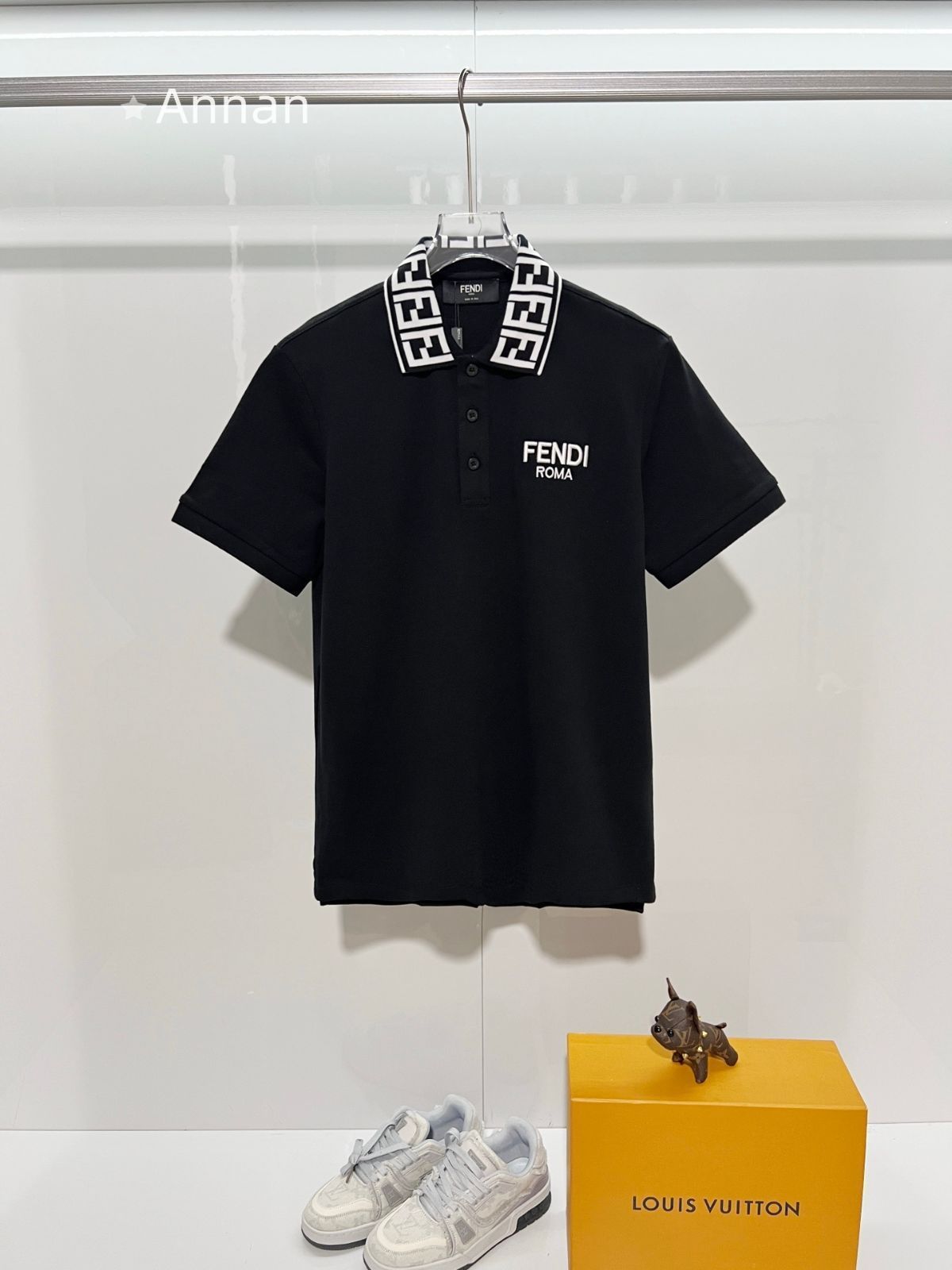 大人気 極美新品 タグ付 FENDI フェンディ ポロシャツ 半袖シャツ POLO メンズ レディース ユニセックス カジュアル