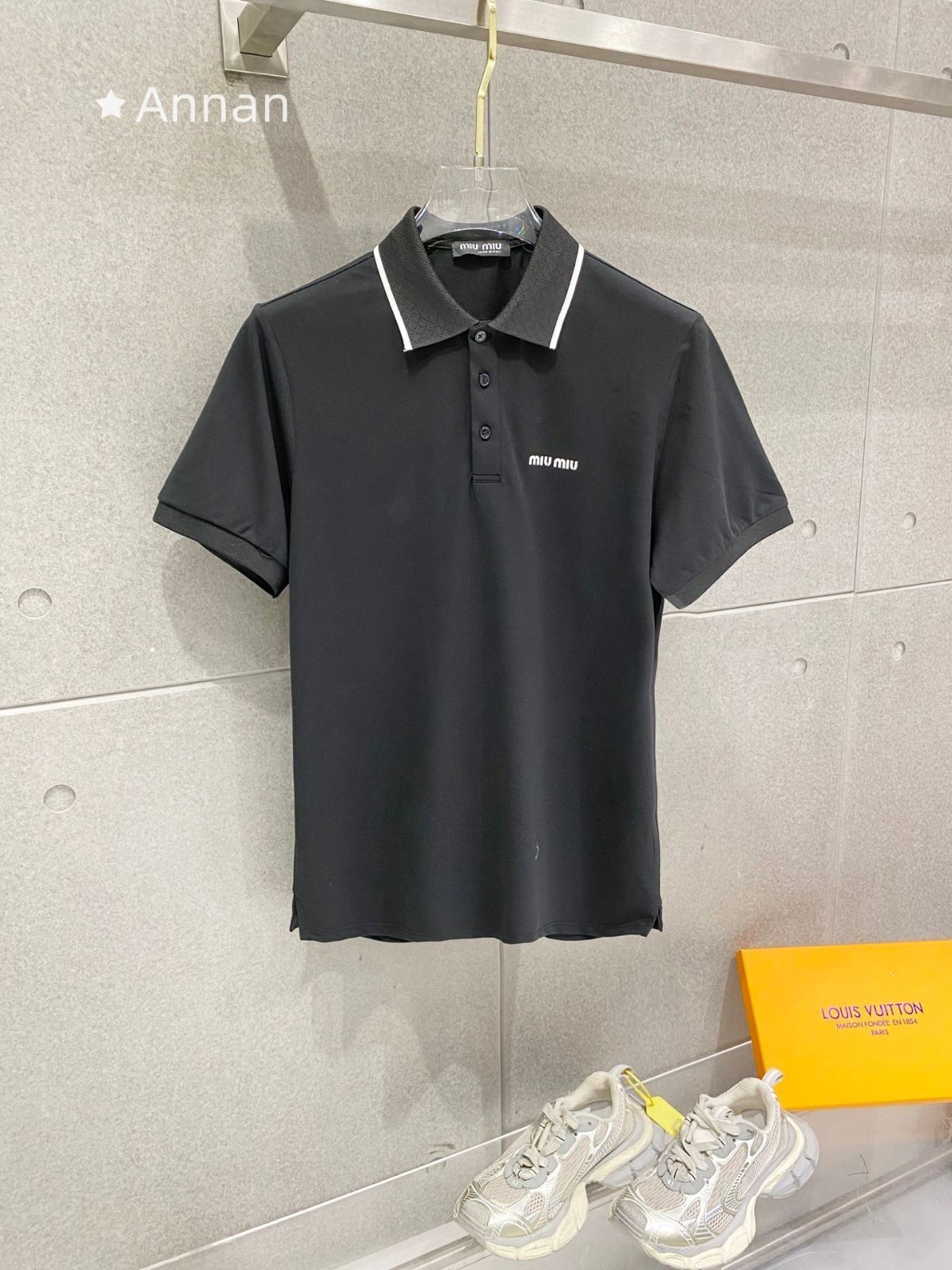 送料込☆ 超美品新品 タグ付 MIUMIU ミュウミュウ ポロシャツ 半袖シャツ POLO メンズ レディース ユニセックス カジュアル