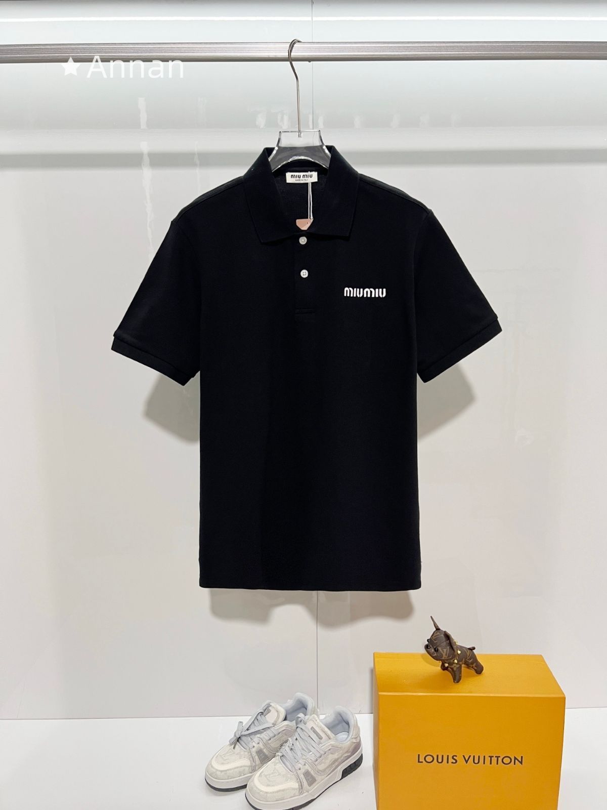 J-HOPE 着用　MIUMIU ミュウミュウ ニット 半袖 ポロシャツ 楽天市場】ミュウミュウ miumiu サイズ:40 25AW MMLB33 コットン