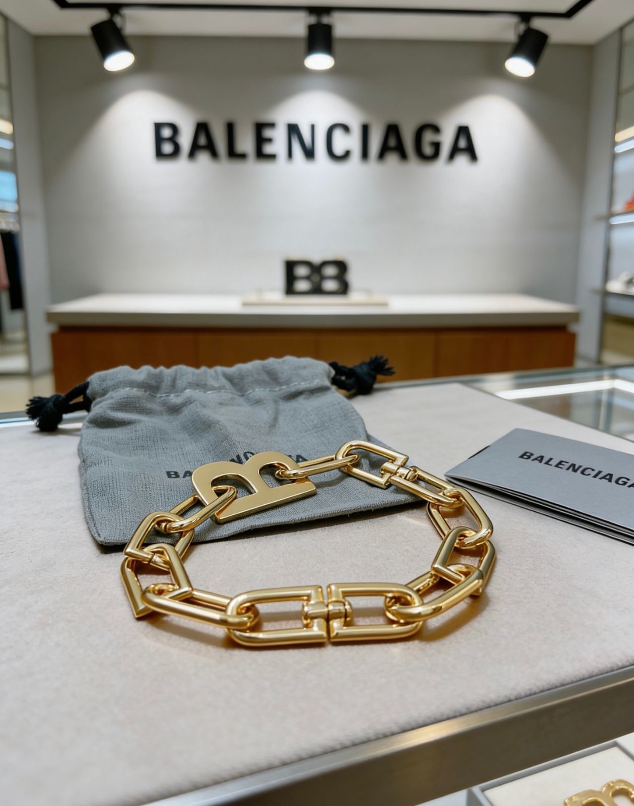 限界 美品 新品 BALENCIAGA バレンシアガ ブレスレット バングル リストバンド メンズ 結婚式 卒業式 清楚 イベント 入学式