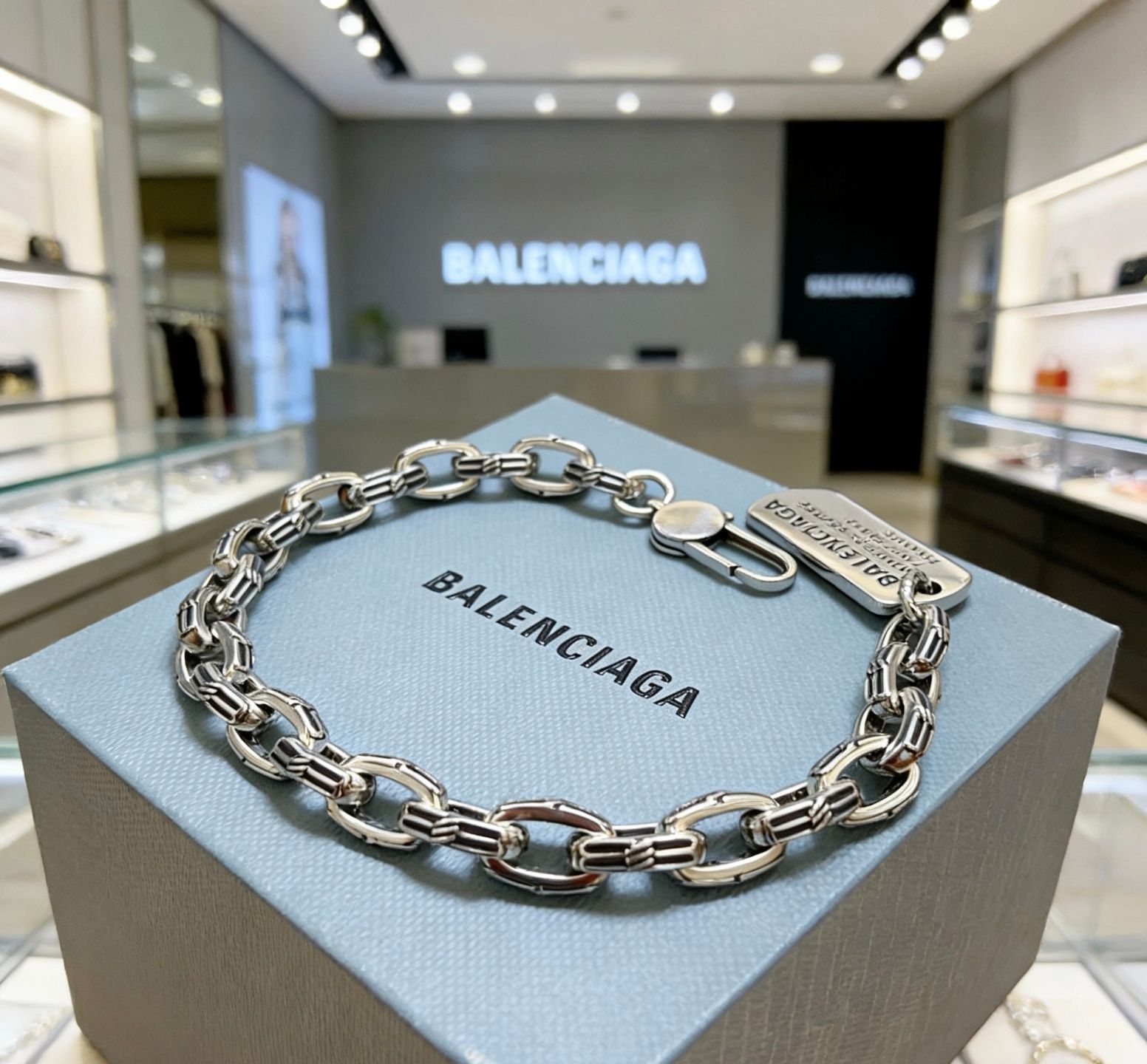 ギフトに最適♡】バレンシアガ ブレスレット (BALENCIAGA/ブレスレット 