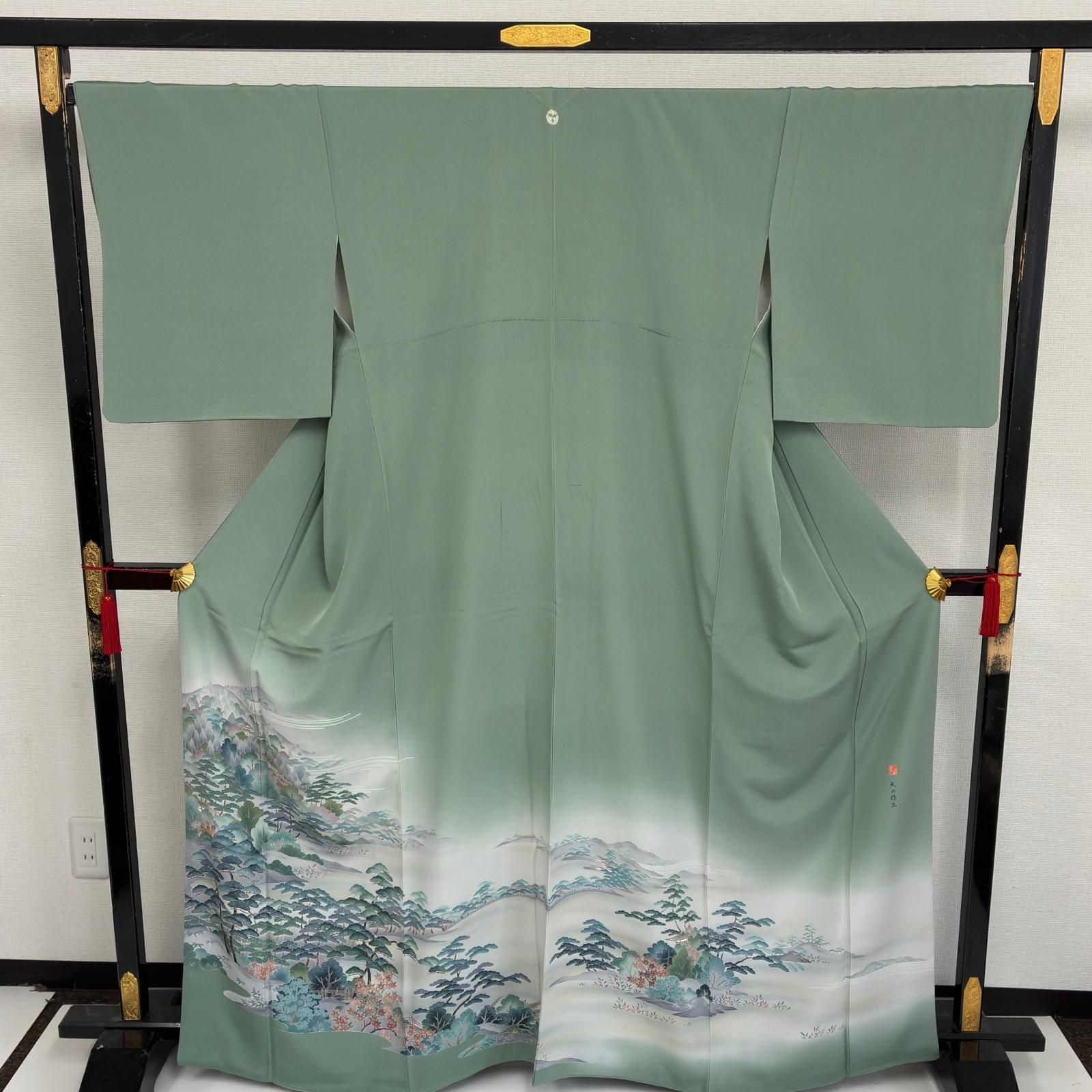 色留袖 正絹 一つ紋 友禅 作家物 上品な染め 松 袷 着物 MK-7569 色留袖 正絹 一つ紋 友禅 作家物 上品な染め 松 袷 着物 MK-7569