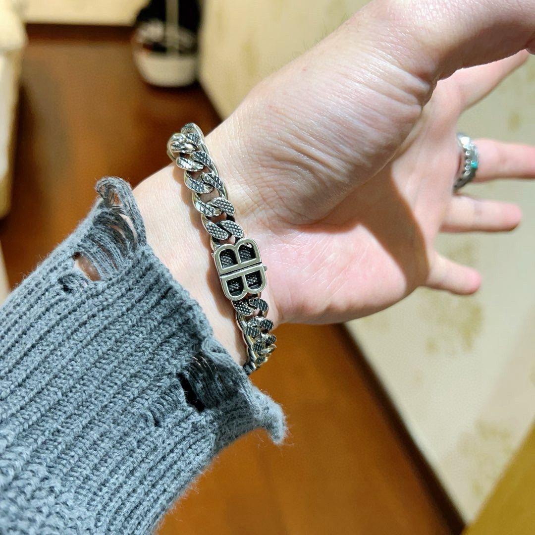 BALENCIAGA バングル　ブレスレット グレー　７月末まで出品 特価】超美品 限定品 限界価格新品 BALENCIAGA バレンシアガ