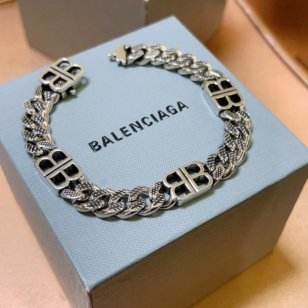 BALENCIAGA バングル　ブレスレット グレー　７月末まで出品 特価】超美品 限定品 限界価格新品 BALENCIAGA バレンシアガ