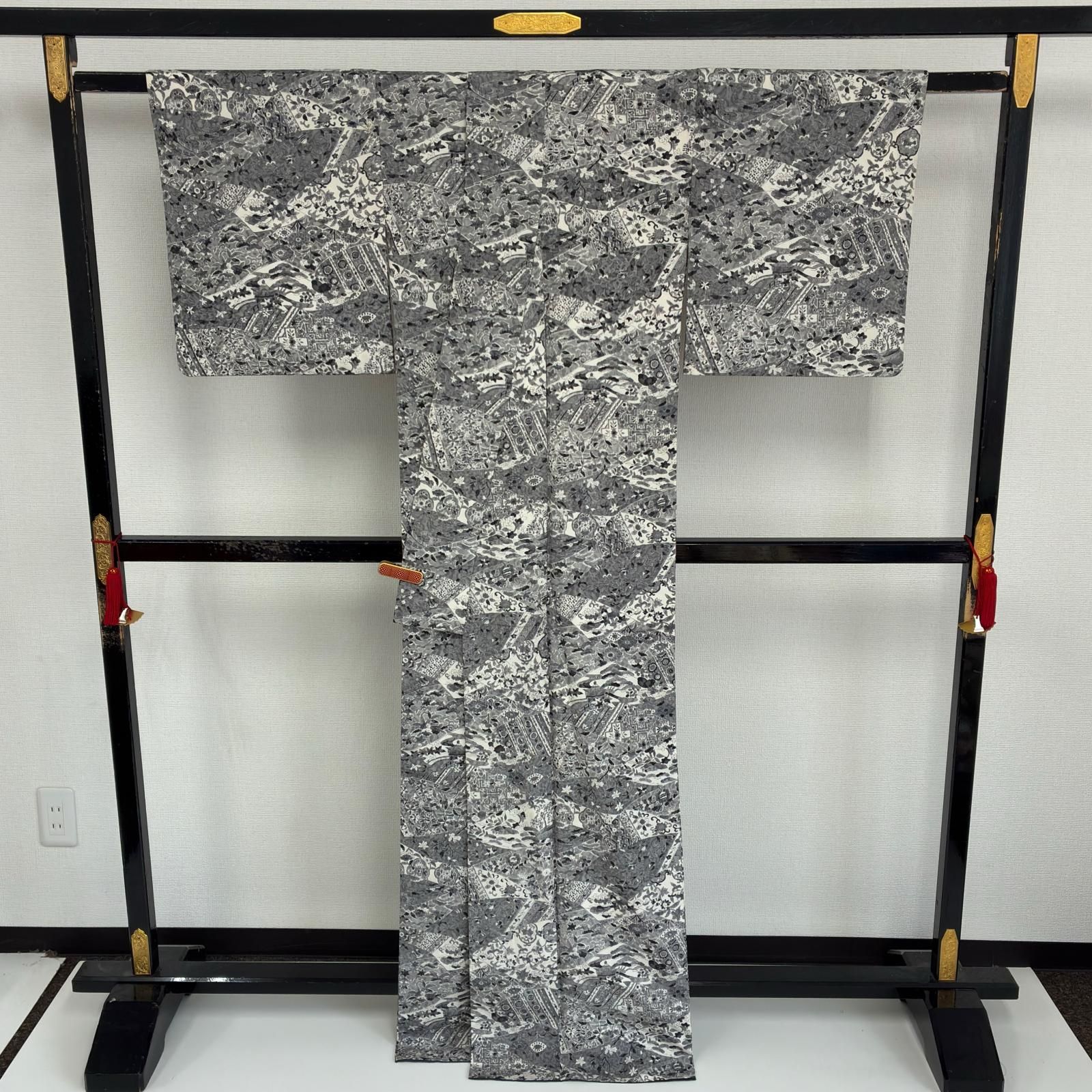 正絹紬染め袷着物 染め大島紬 正絹 色味の良い 更紗 袷 着物 MK-7588 - メルカリ