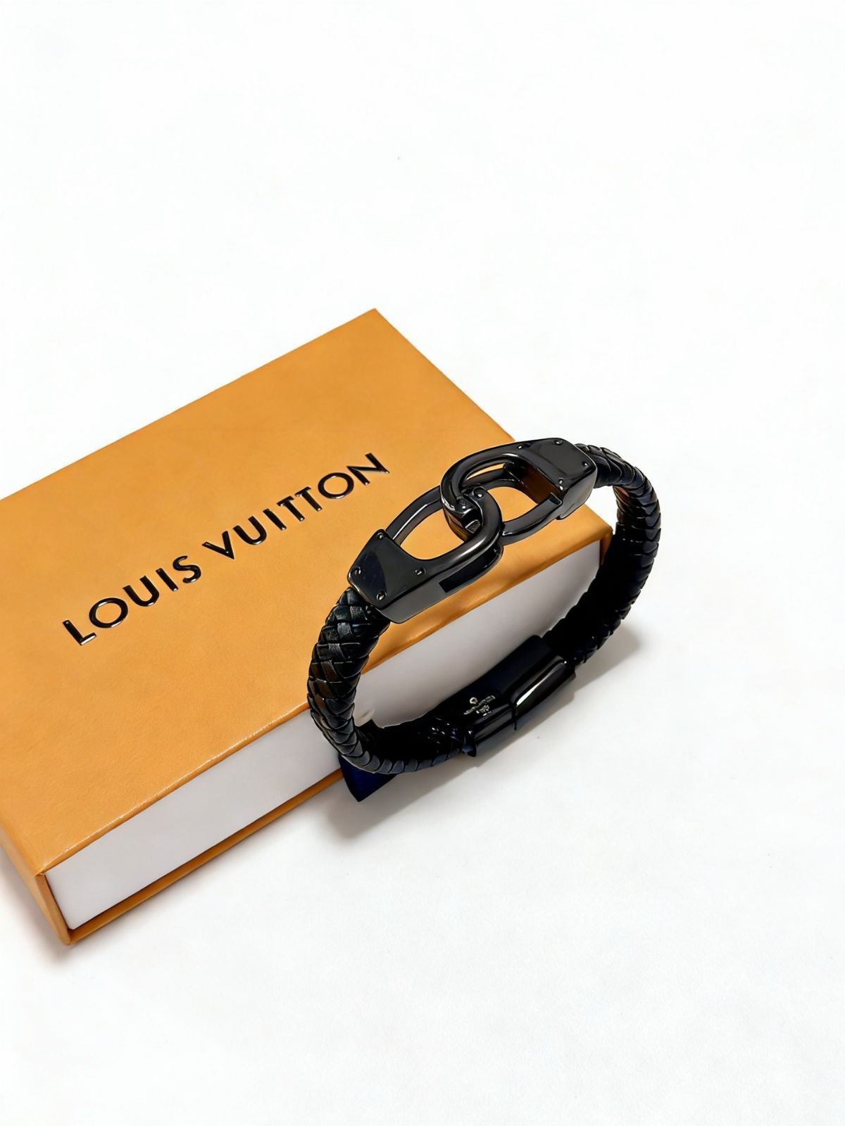 美品★ 新品 LV LOUIS VUITTON ルイヴィトン ブレスレット バングル リストバンド メンズ 結婚式 卒業式 清楚 イベント 入学式