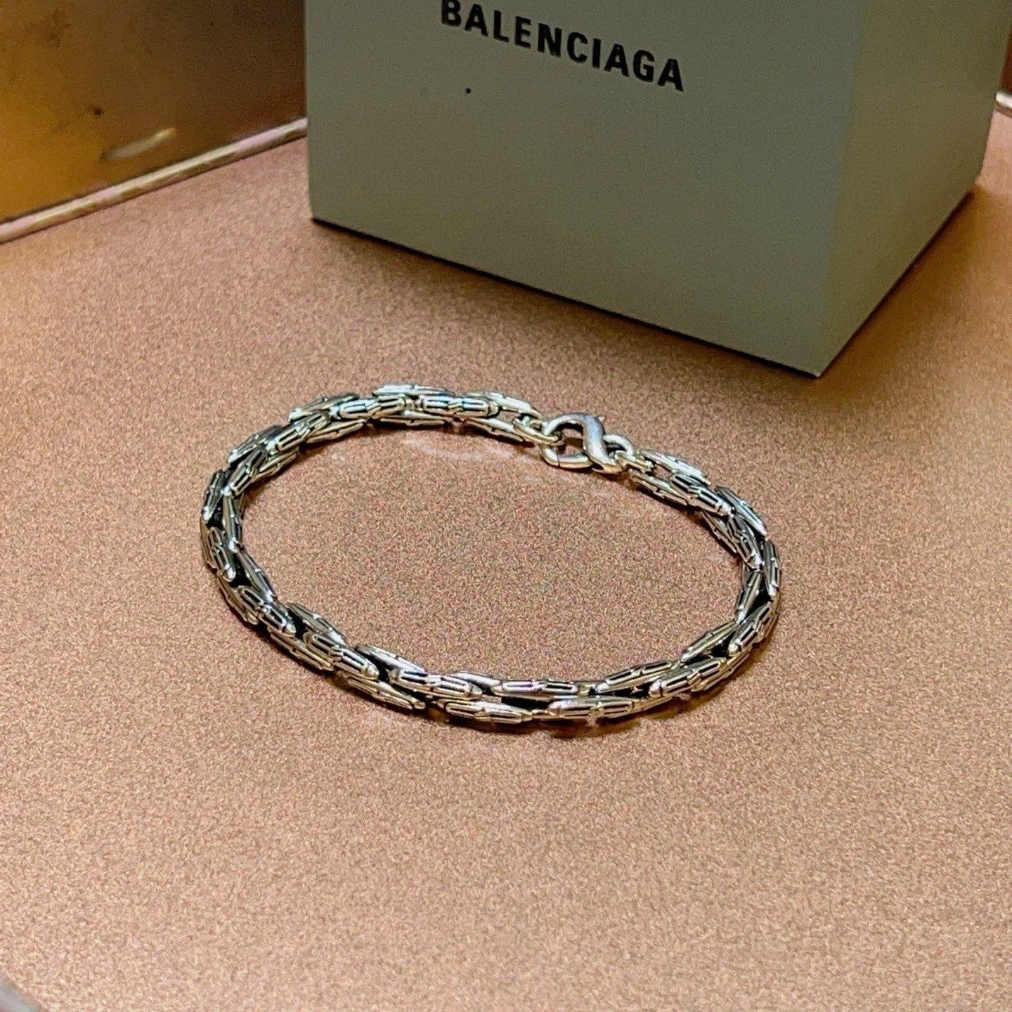 極美品 入手困難新品 BALENCIAGA バレンシアガ ブレスレット バングル