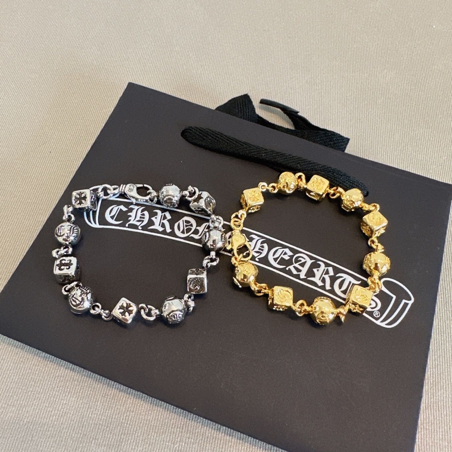 お洒落 極美品 新品 CHROME HEARTS クロムハーツ ブレスレット バングル リストバンド メンズ 結婚式 卒業式 清楚 イベント 入学式