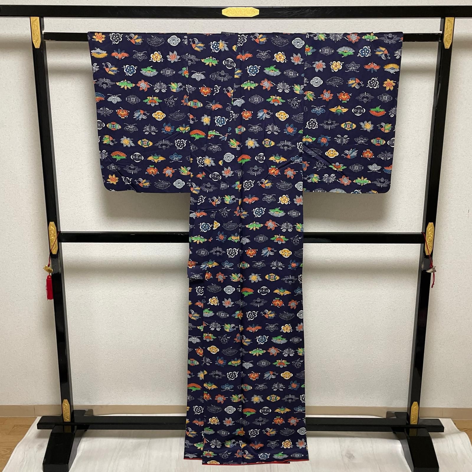 小紋 ちりめん 裄66 可愛い染め 着物 正絹 X-1332 - メルカリ