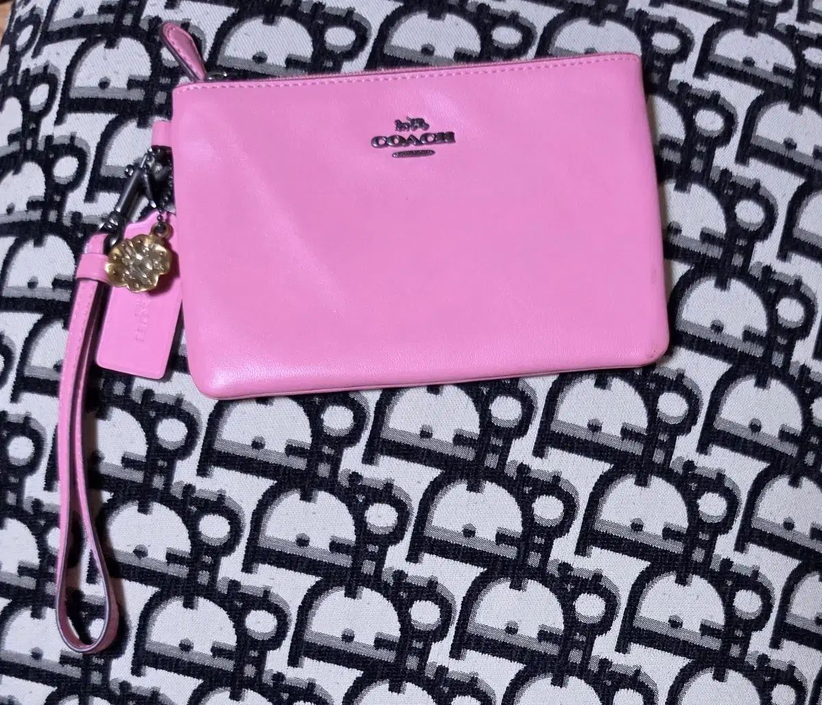 正規品 COACH ミニ クラッチバッグ ピンク