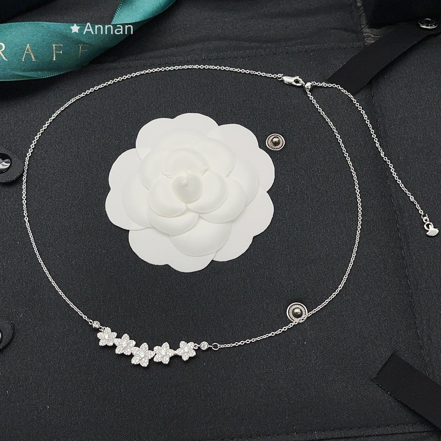 状態良 新品 GRAFF グラフ ネックレス レディース 結婚式 卒業式 清楚 イベント 入学式