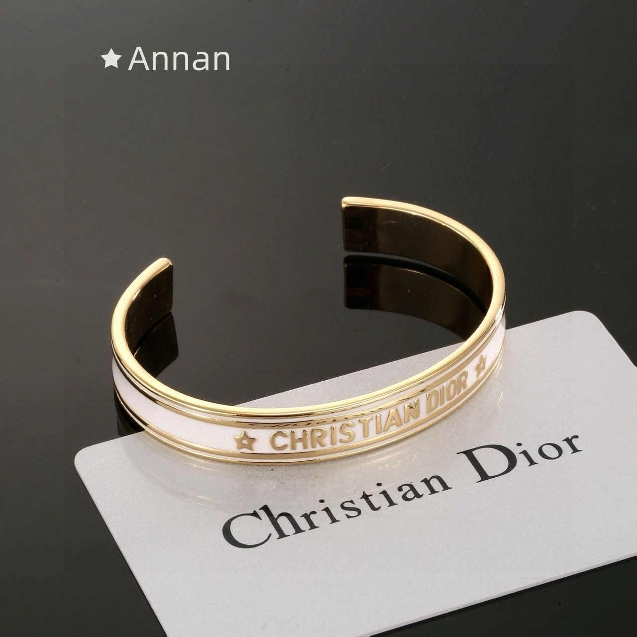 送料無料 超美品 新品！新品 CHRISTIAN DIOR クリスチャン ディオール ブレスレット バングル リストバンド レディース 結婚式 卒業式 清楚 イベント 入学式
