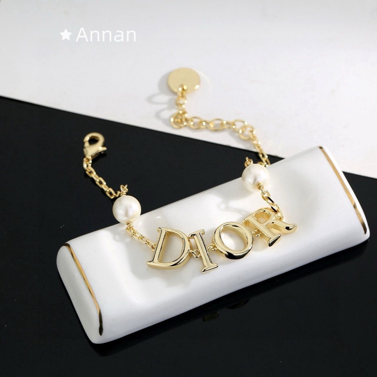 高級 人気商品新品 CHRISTIAN DIOR クリスチャン ディオール ブレスレット バングル リストバンド レディース 結婚式 卒業式 清楚 イベント 入学式