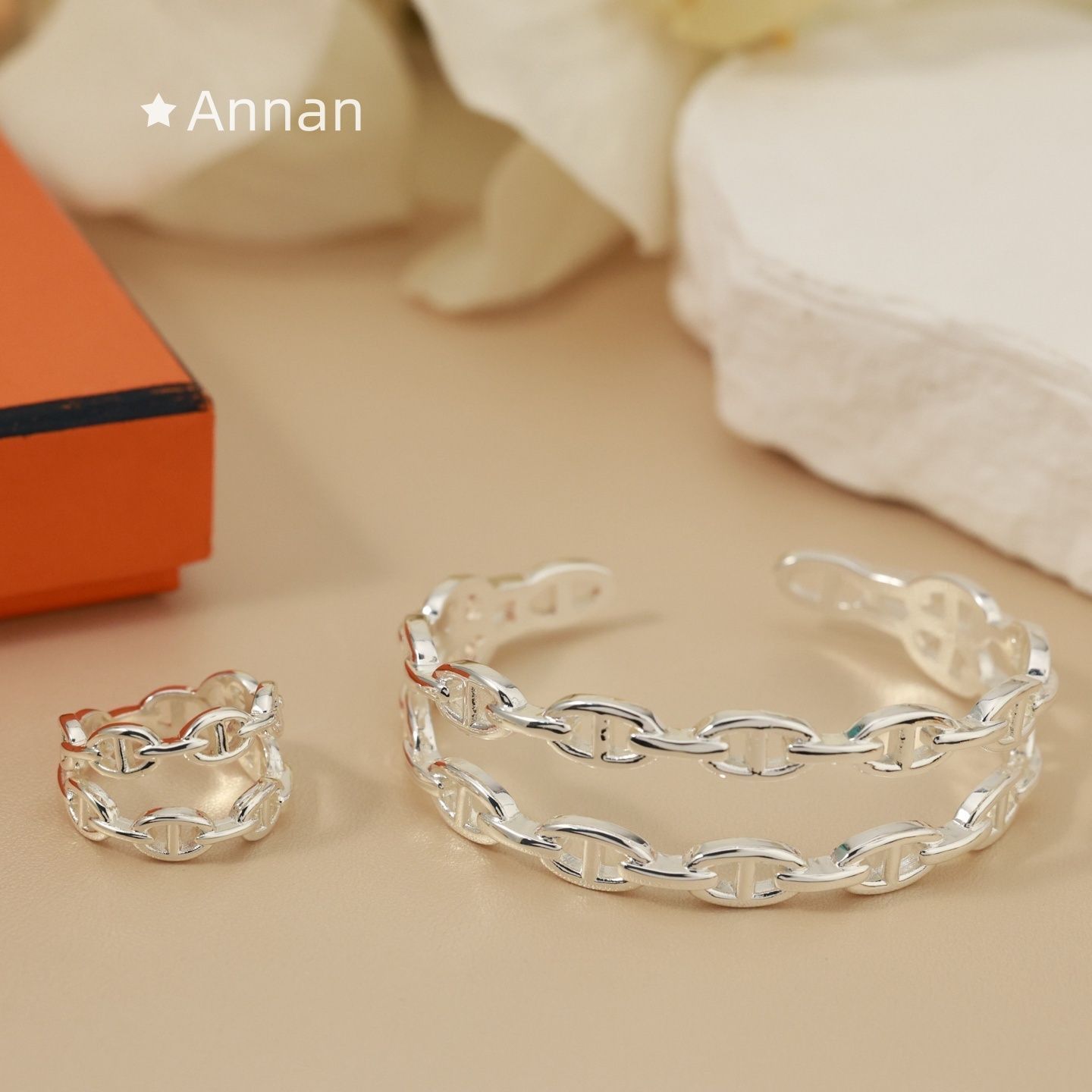 最終値下げ 新品 新品!新品 HERMES エルメス ブレスレット バングル 最終値下げ 新品 新品!新品 HERMES エルメス ブレスレット バングル