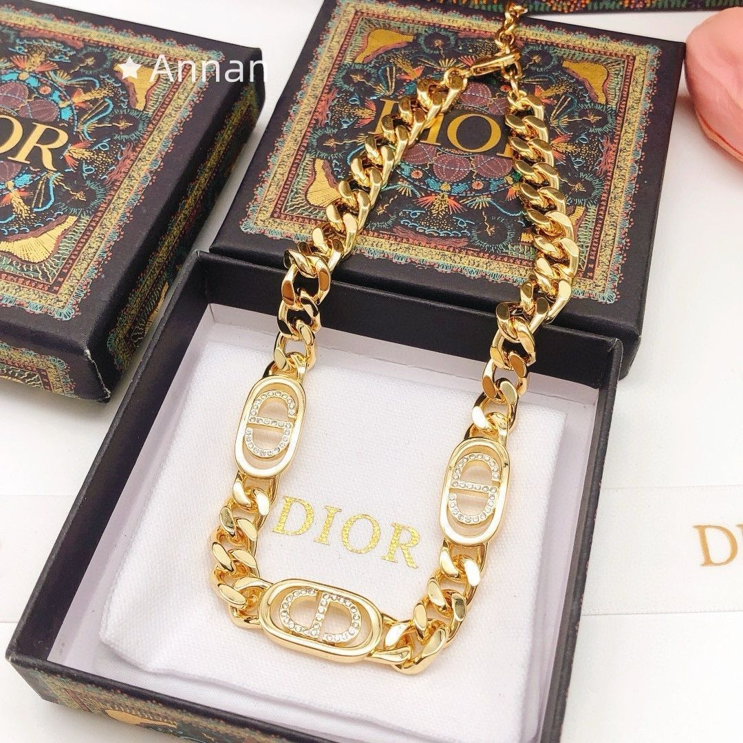 未使用に近い 美品★ 美品美品新品 CHRISTIAN DIOR クリスチャン ディオール ブレスレット バングル リストバンド レディース 結婚式 卒業式 清楚 イベント 入学式