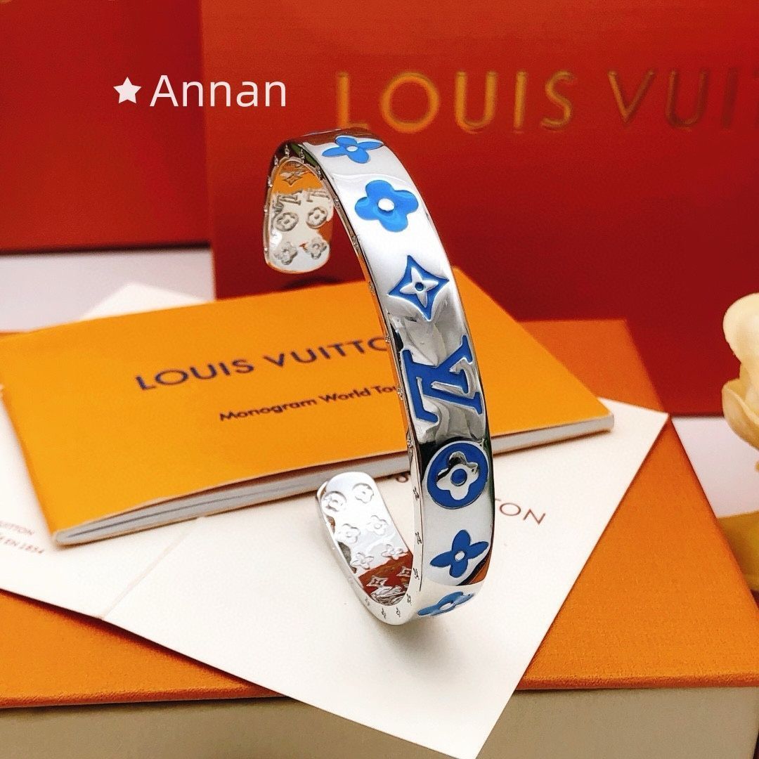 状態良 期間限定☆新品 LV LOUIS VUITTON ルイヴィトン ルイヴィトン