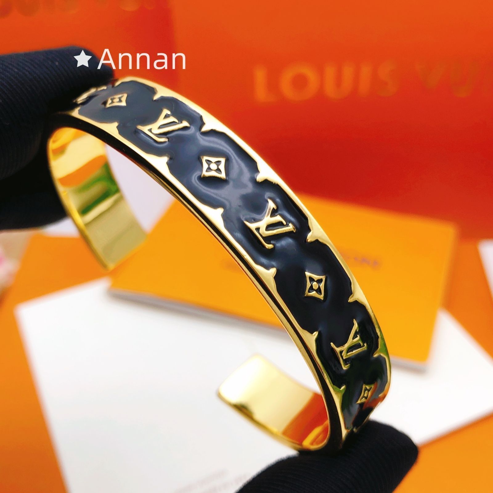 Louis Vuitton バングル・リストバンド 状態良 新品 期間限定☆ 新品 LV LOUIS VUITTON ルイヴィトン ルイ