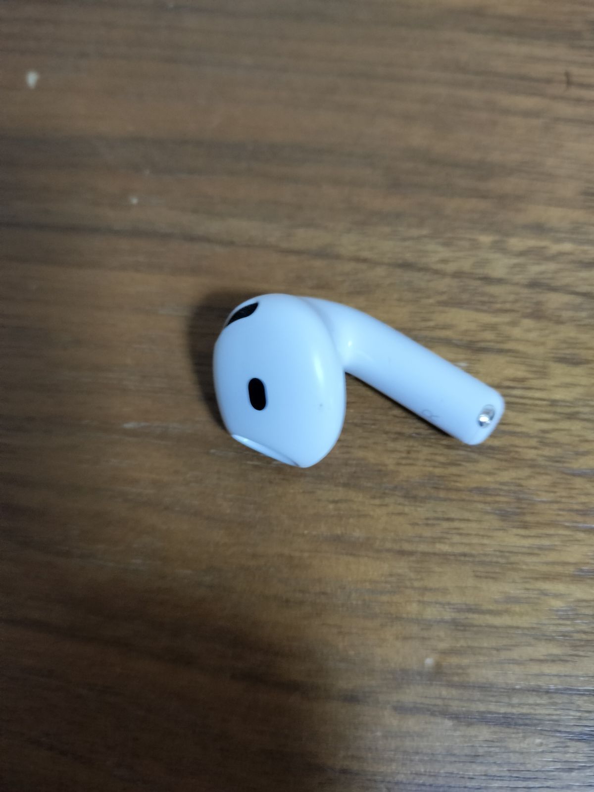 正規品）AirPods 第4世代 右耳のみ ノイズキャンセリング無しモデル