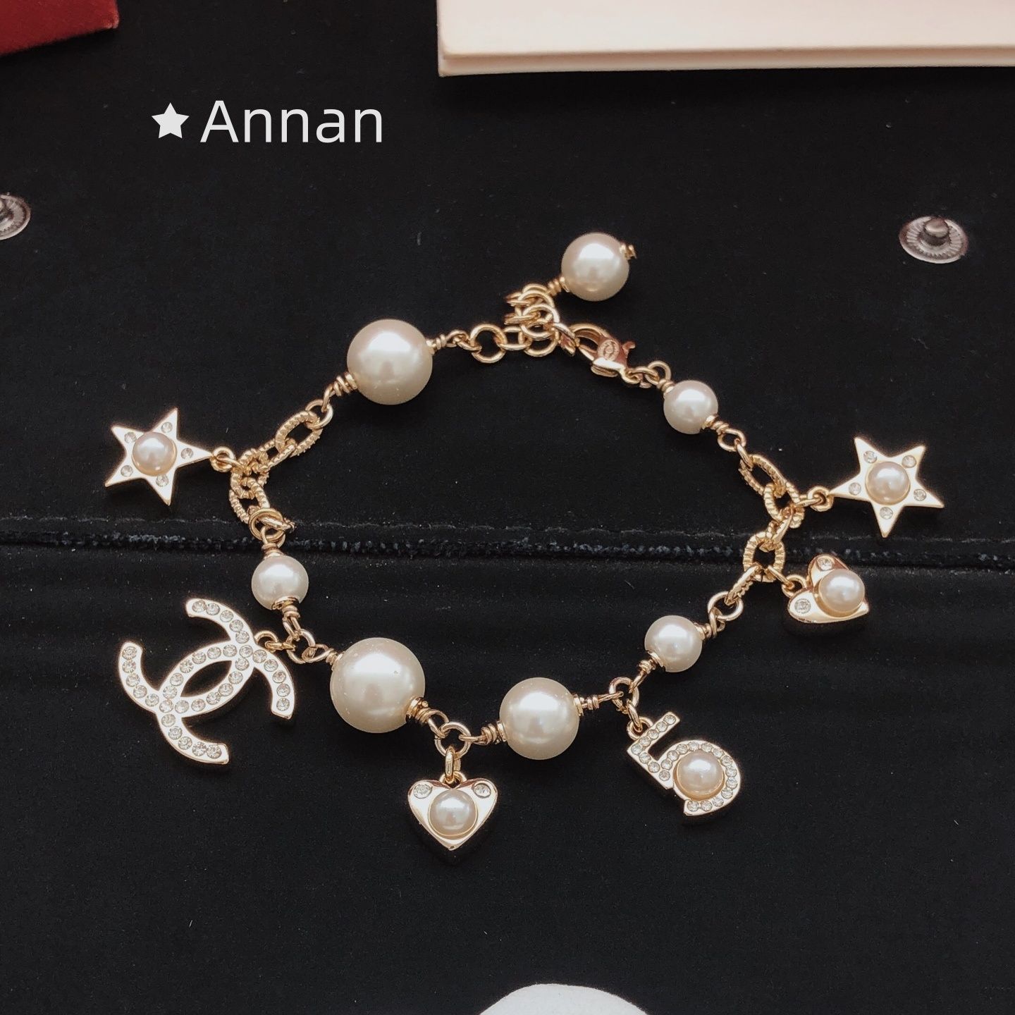 入手困難 新品 CHANEL シャネル ブレスレット バングル リストバンド 