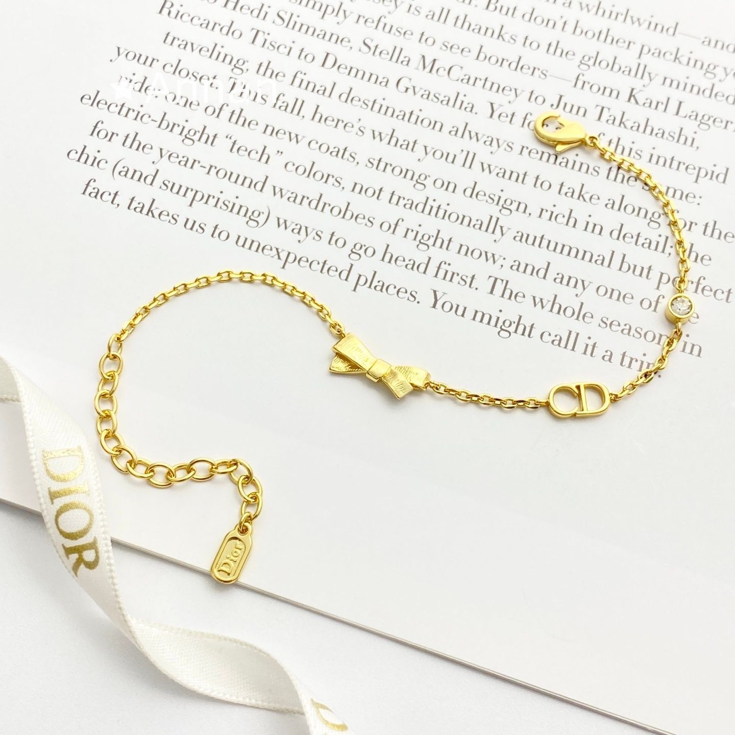 実用性 ★★ 新品 CHRISTIAN DIOR クリスチャン ディオール ブレスレット バングル リストバンド レディース 結婚式 卒業式 清楚 イベント 入学式 5,840円