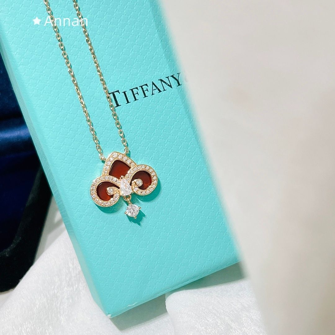 送料無料 超美品 新品！新品 TIFFANY & CO. ティファニー ネックレス レディース 結婚式 卒業式 清楚 イベント 入学式
