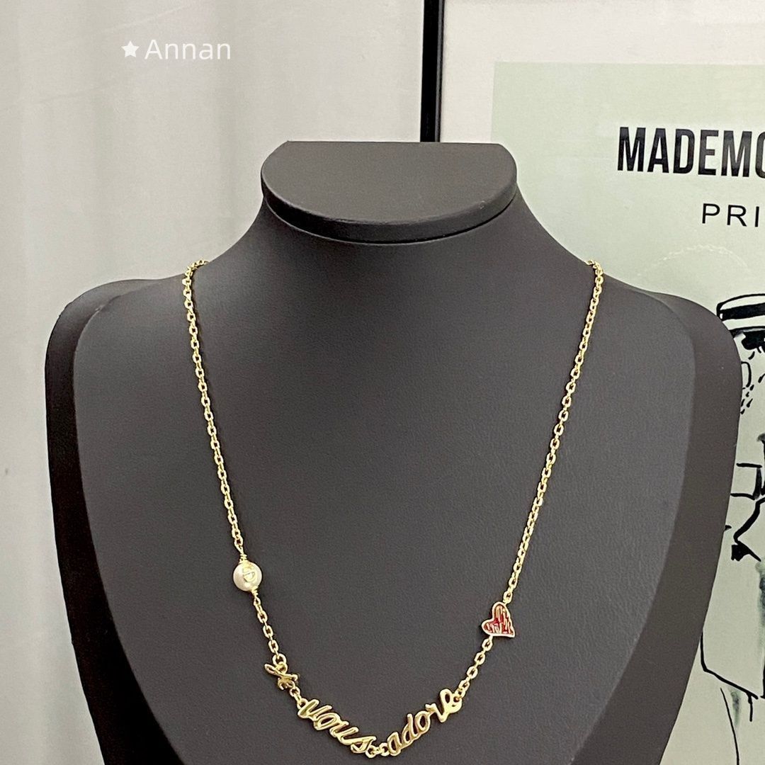 美品 美品 新品！新品 CHRISTIAN DIOR クリスチャン ディオール ネックレス レディース 結婚式 卒業式 清楚 イベント 入学式
