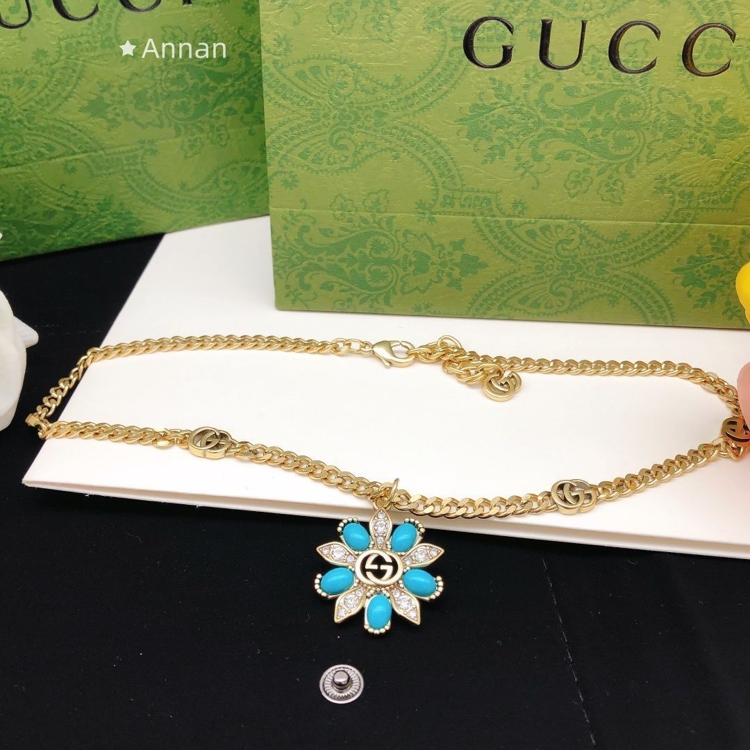 【最終値下げ】 美品 新品 GUCCI グッチネックレス レディース 結婚式 卒業式 清楚 イベント 入学式