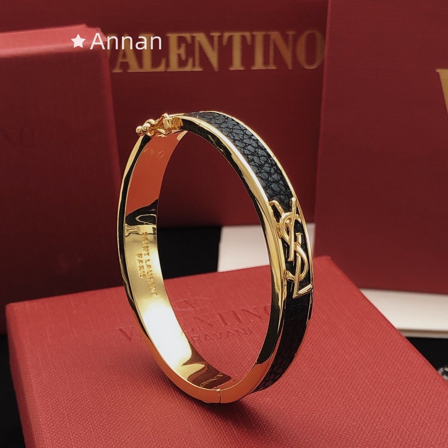 新品 本日特価 本日限定！新品 YSL Yves Saint Laurent イヴ サンローラン ブレスレット バングル リストバンド レディース 結婚式 卒業式 清楚 イベント 入学式