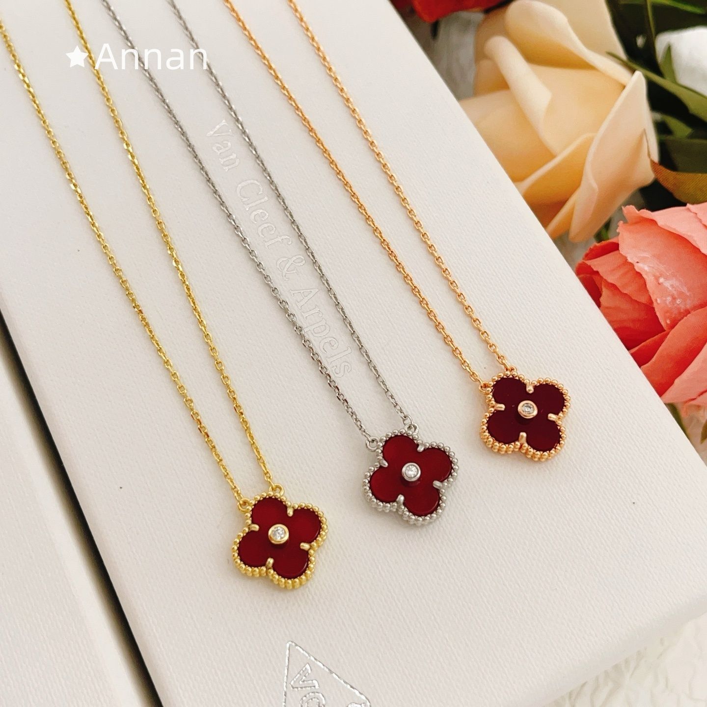 入手困難 ★★ 新品 VAN CLEEF & ARPELS ヴァン クリーフ アンド アーペルス ネックレス レディース 結婚式 卒業式 清楚 イベント 入学式