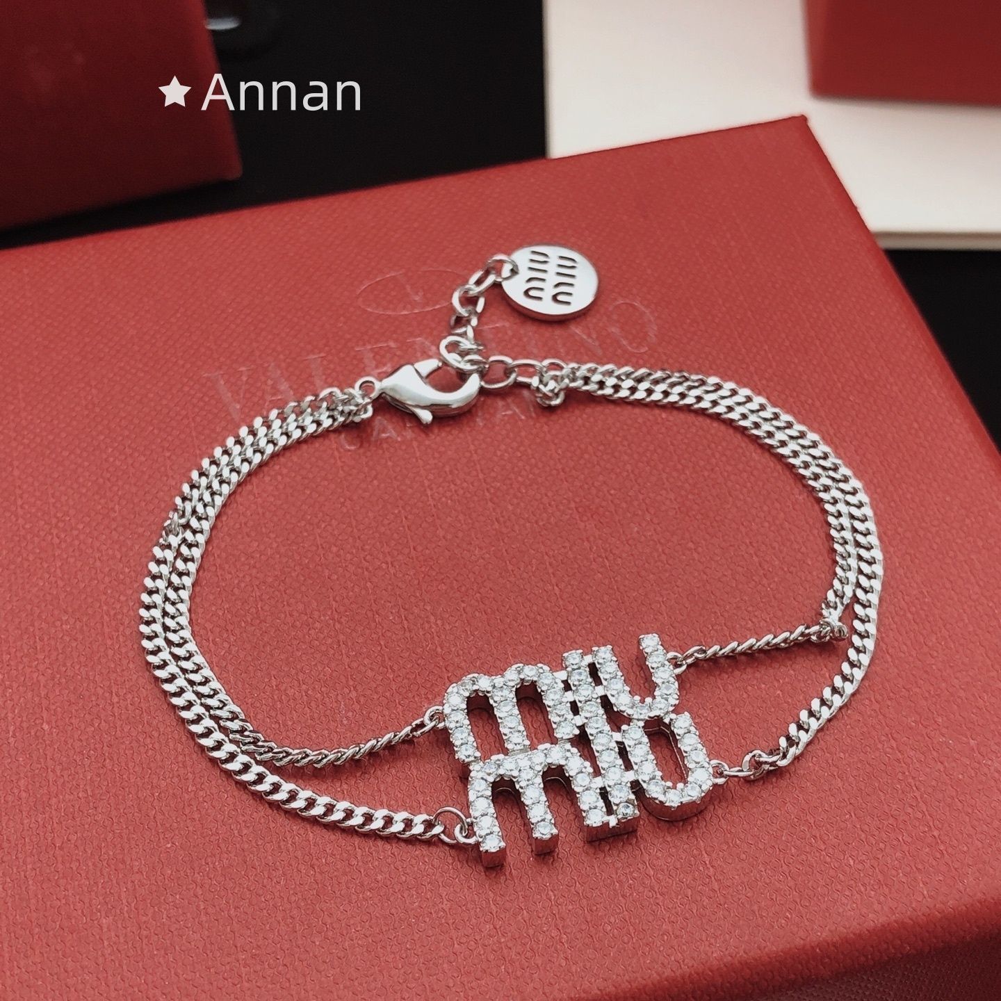 美品★ 新品 MIUMIU ミュウミュウ ブレスレット バングル リストバンド レディース 結婚式 卒業式 清楚 イベント 入学式