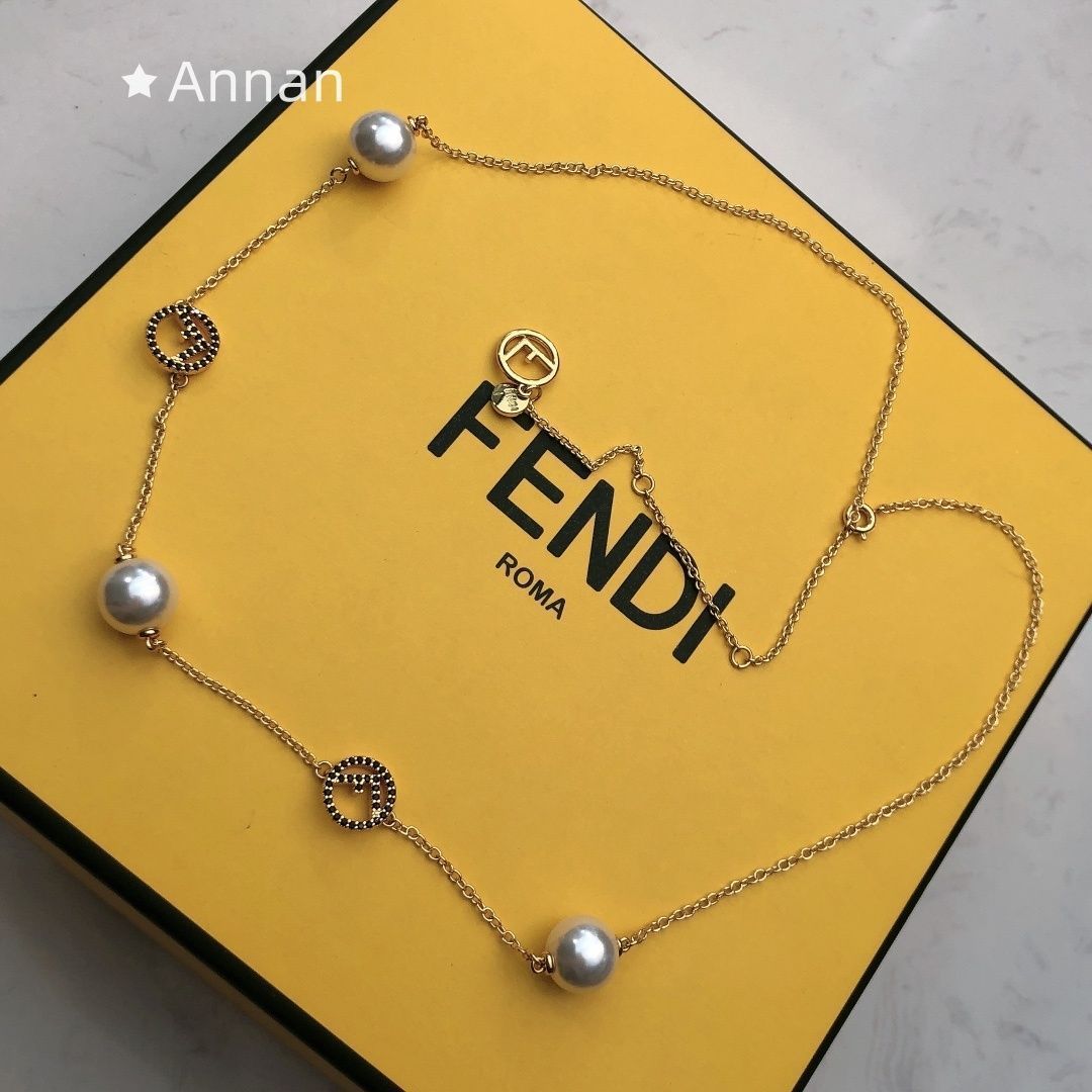 美品★ ★★新品 FENDI フェンディネックレス レディース 結婚式 卒業式 清楚 イベント 入学式