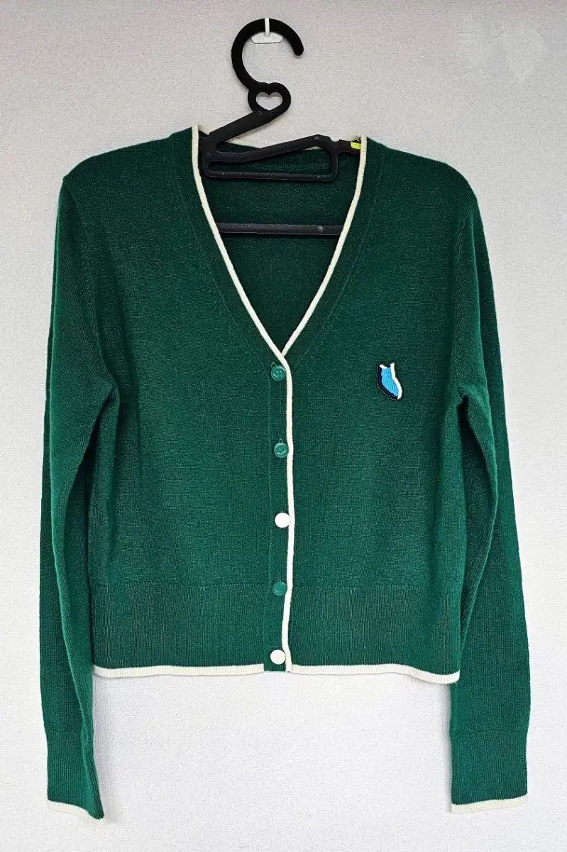 ブランド ラッキーシュエトゥ スポーツ ゴルフ カシミア カーディガン 安く 出品