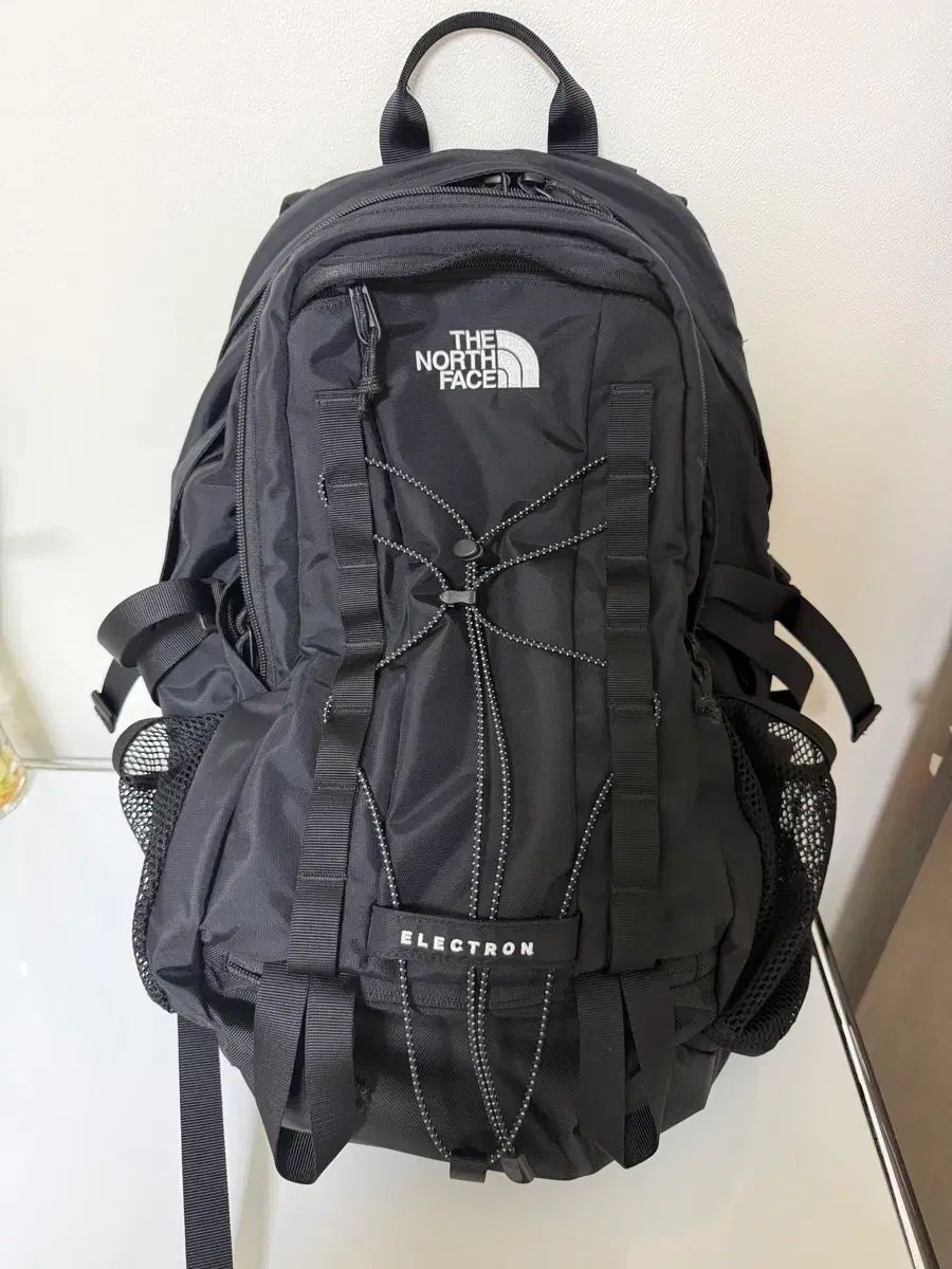 THE NORTH FACE ザノースフェイス エレクトロン バックパック 30L ブラック