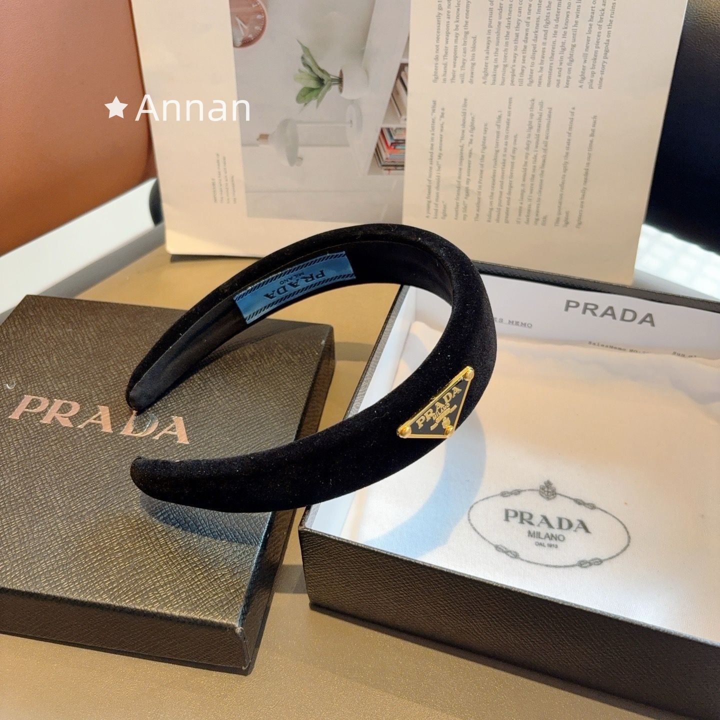 超美品 本日特価新品 PRADA プラダ ヘアピン ヘアクリップ バレッタ