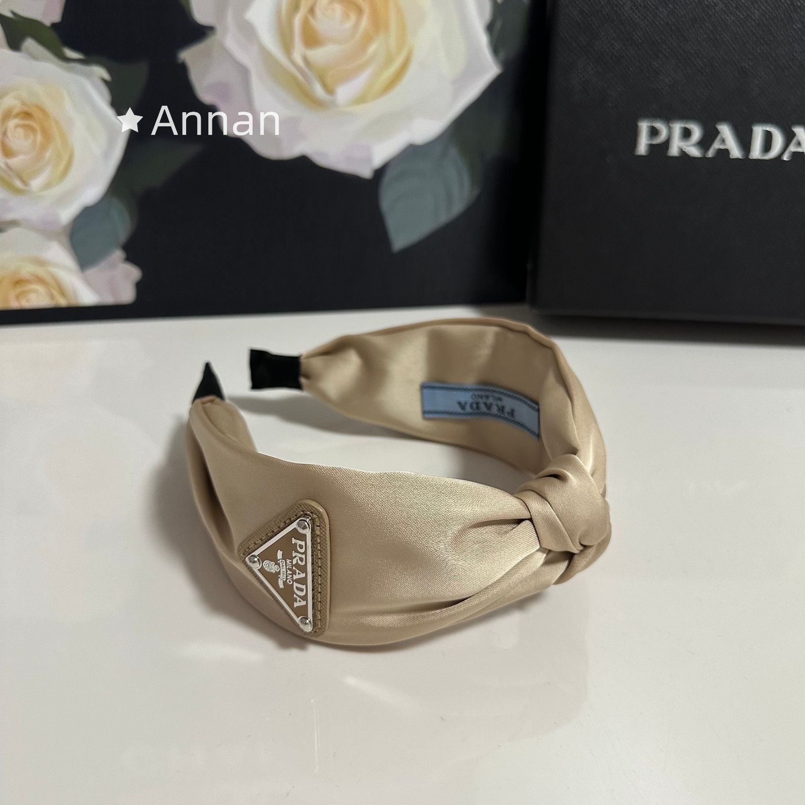 美品★極美品 新品 PRADA プラダ ヘアピン ヘアクリップ バレッタ レディース