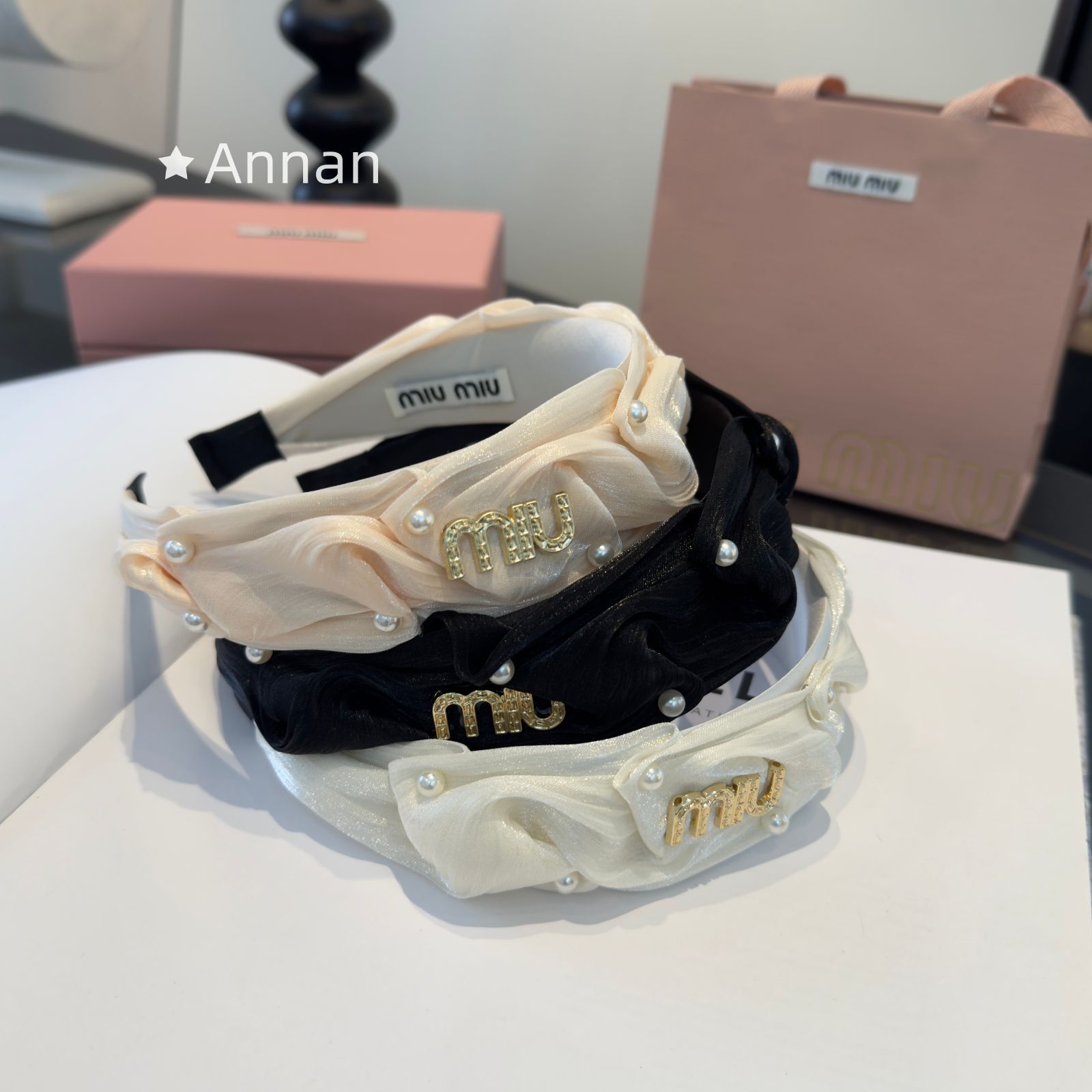 ★★新品 MIUMIU ミュウミュウ ヘアピン ヘアクリップ バレッタ レディース