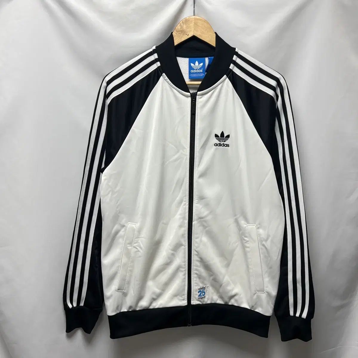 正規品/100 アディダス ヨーロッパ NIGO(ニゴー) ベア(クマ) 白 トラックジャージ/ジャージ