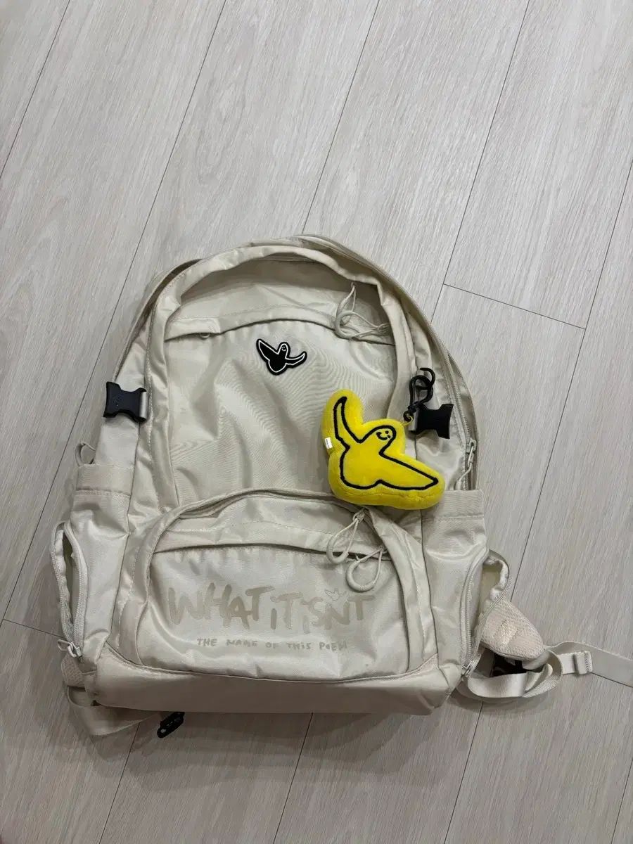 WHATITISNT バックパック