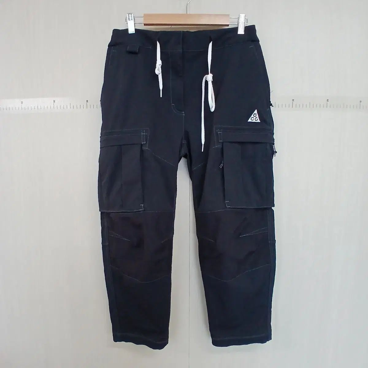 ナイキ ACG ブラック カーゴ ズボン
