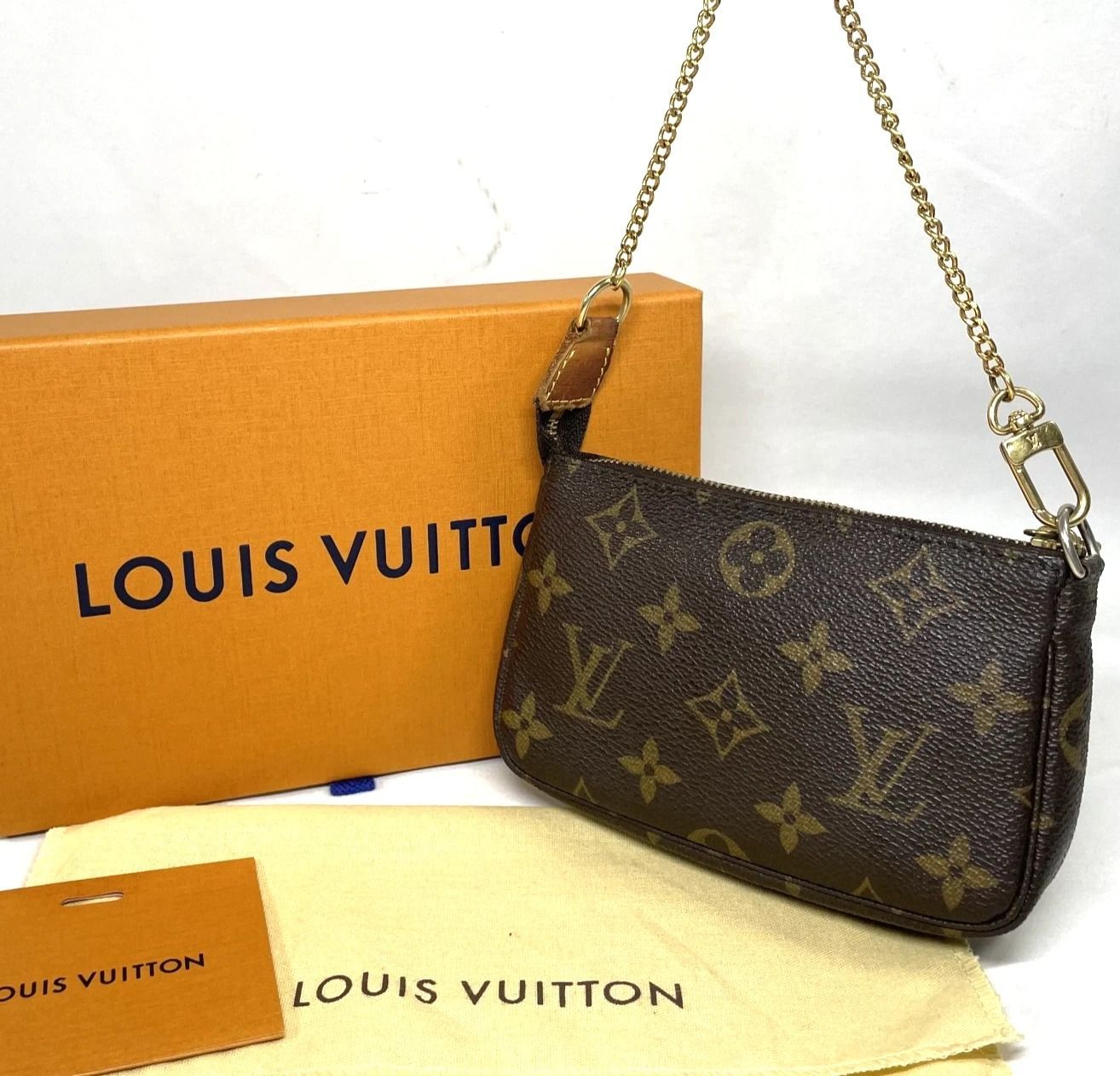 【本物】ルイ ヴィトン ミニポーチ ミニ ポシェットアクセソワール Mini Pochette Accessoires モノグラム M58009