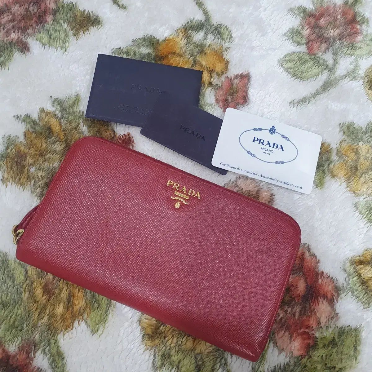 PRADA プラダ サフィアーノ 財布 レッド