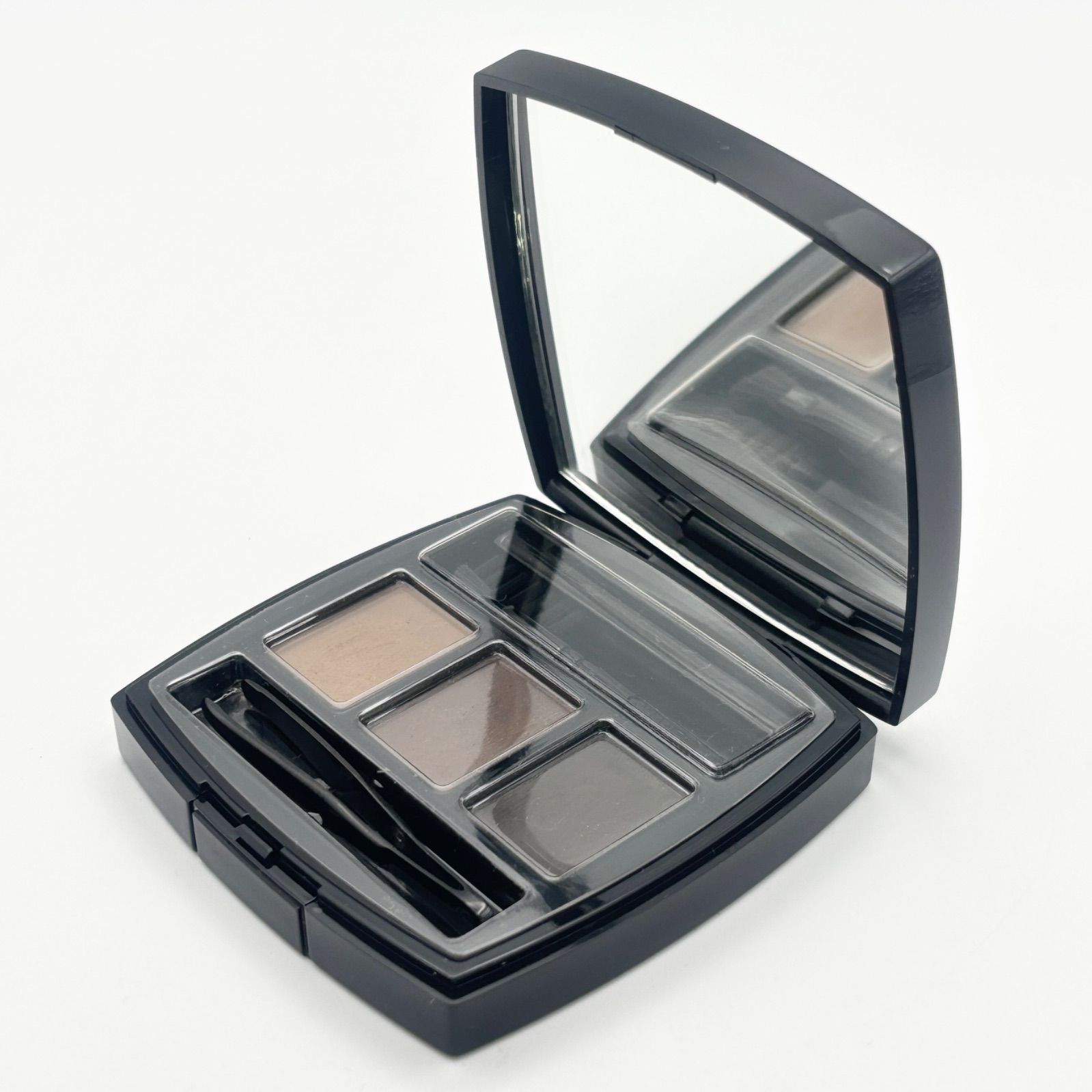 ほぼ未使用】CHANEL / LE SOURCIL DE CHANEL / PERFECT BROW / 20 BRUN