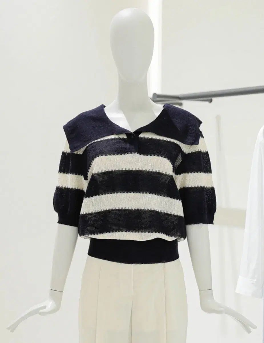 (新品) DEWL ニット