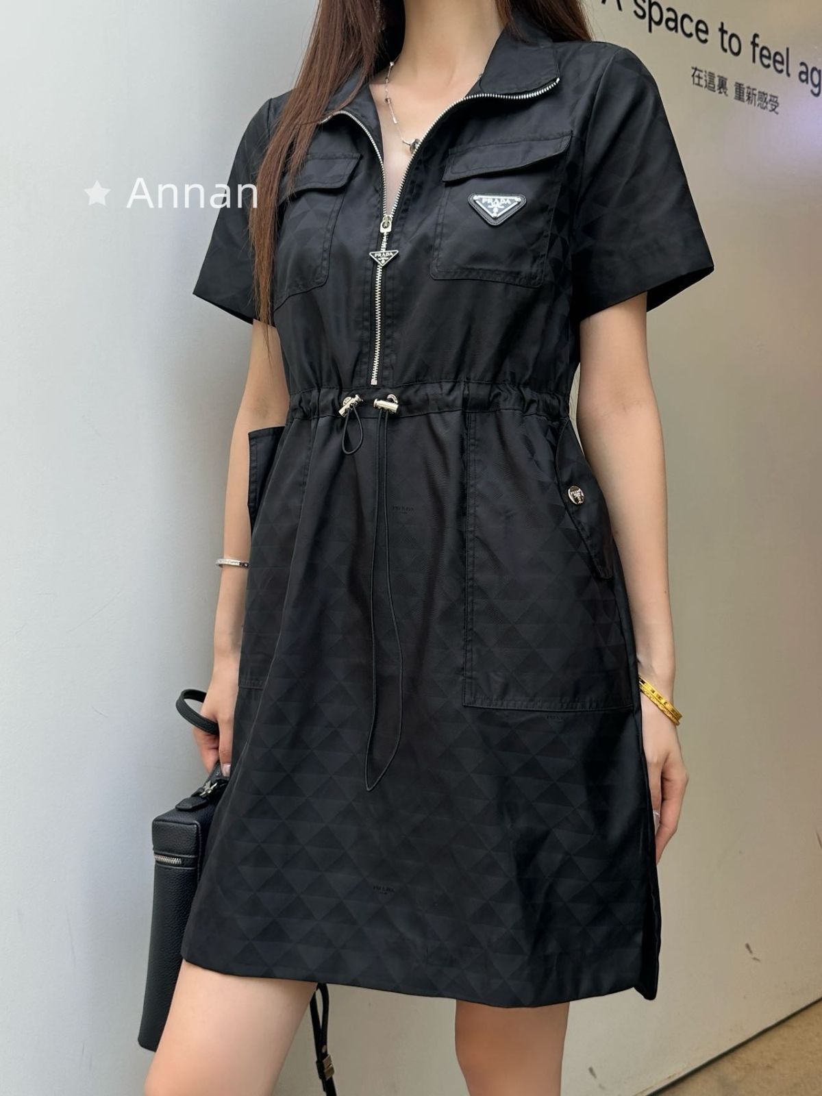 美品 限定品 新品新品 PRADA プラダ ワンピース レディース