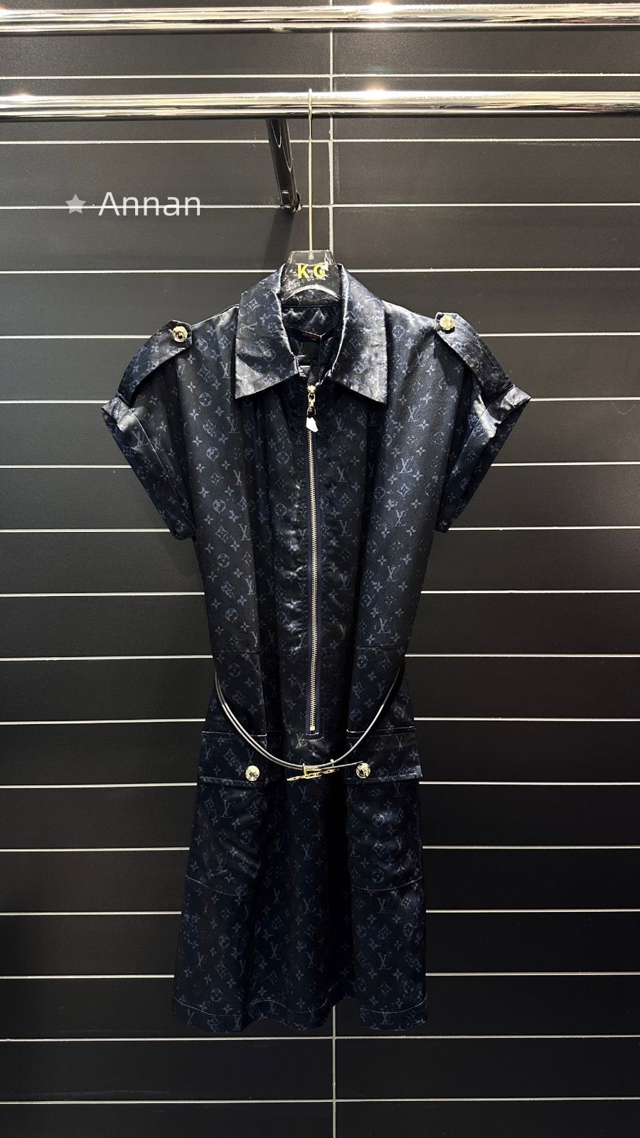 【希少品】綺麗 新品 LV LOUIS VUITTON ルイヴィトン ワンピース レディース