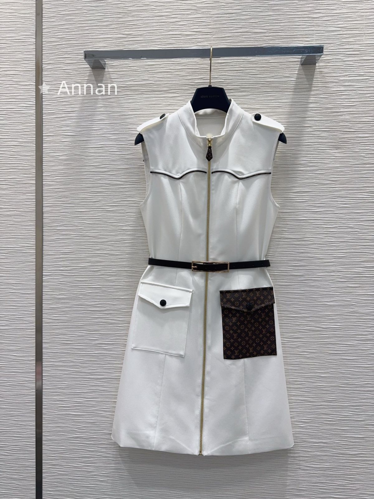 新製品 本日特価 美新品 LV LOUIS VUITTON ルイヴィトン ワンピース レディース
