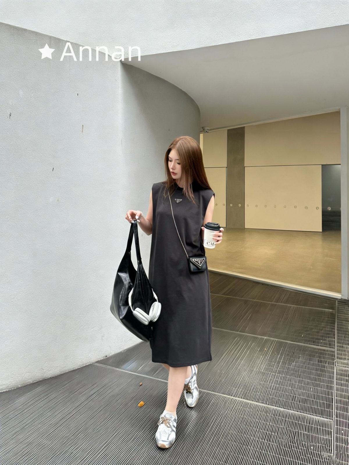 最終値下げ 新品 PRADA プラダ ワンピース レディース
