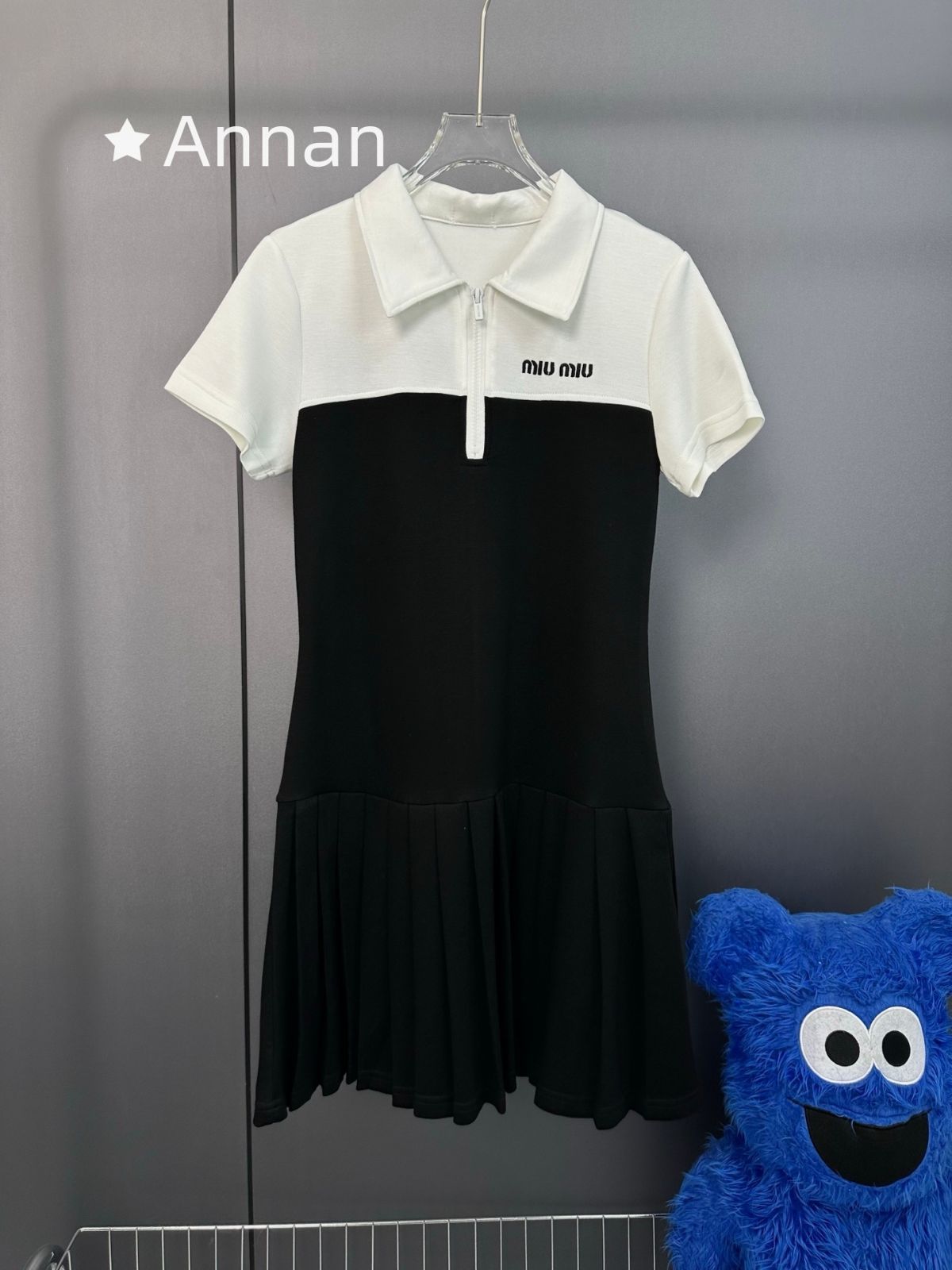 超極SSS新品 MIUMIU ミュウミュウ ワンピース レディース