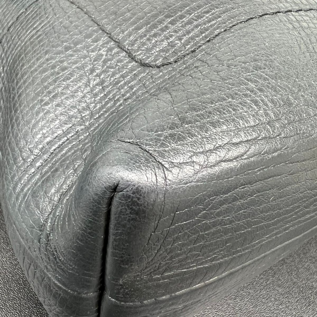 LOUIS VUITTON 希少 ルイヴィトン ユタライン ユマ バサルト ショルダーバッグ M97024 レザー RI4151 グレー クロスボディ ミニバッグ ポシェット Y2K ルイヴィトン LV Bランク 中古 鑑定済 ヴィトンバッグ LOUIS VUITTON 希少 ルイヴィトン ユタライン ユマ バサルト ショルダーバッグ M97024 レザー RI4151 グレー クロスボディ ミニバッグ ポシェット Y2K ルイヴィトン LV Bランク 中古 鑑定済 ヴィトンバッグ